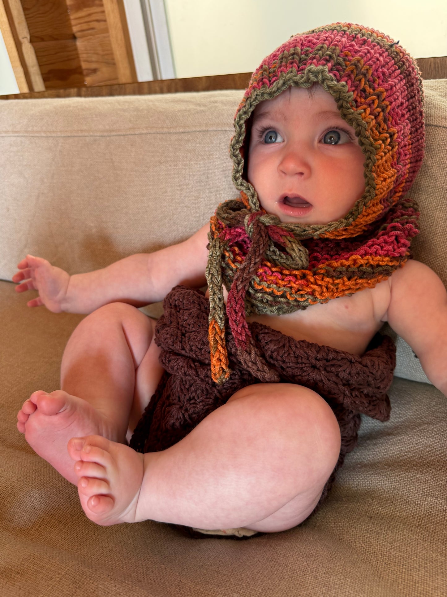 BABY BIB BANDANA / MAGENTA