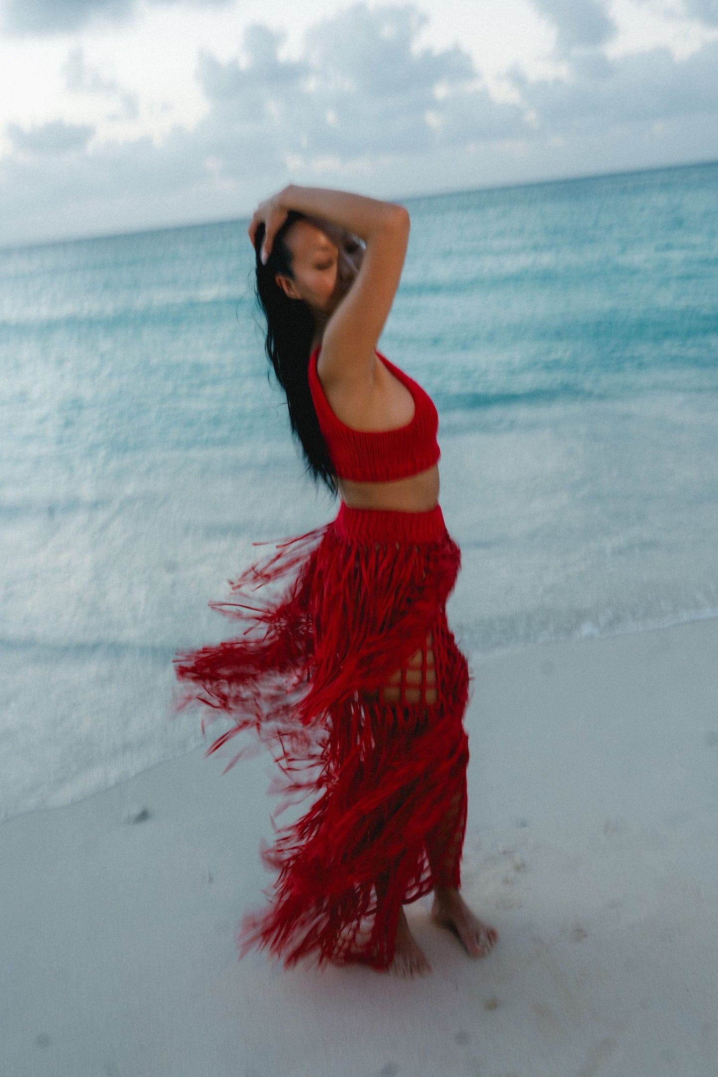 RIYA RAFFIA SKIRT / RED