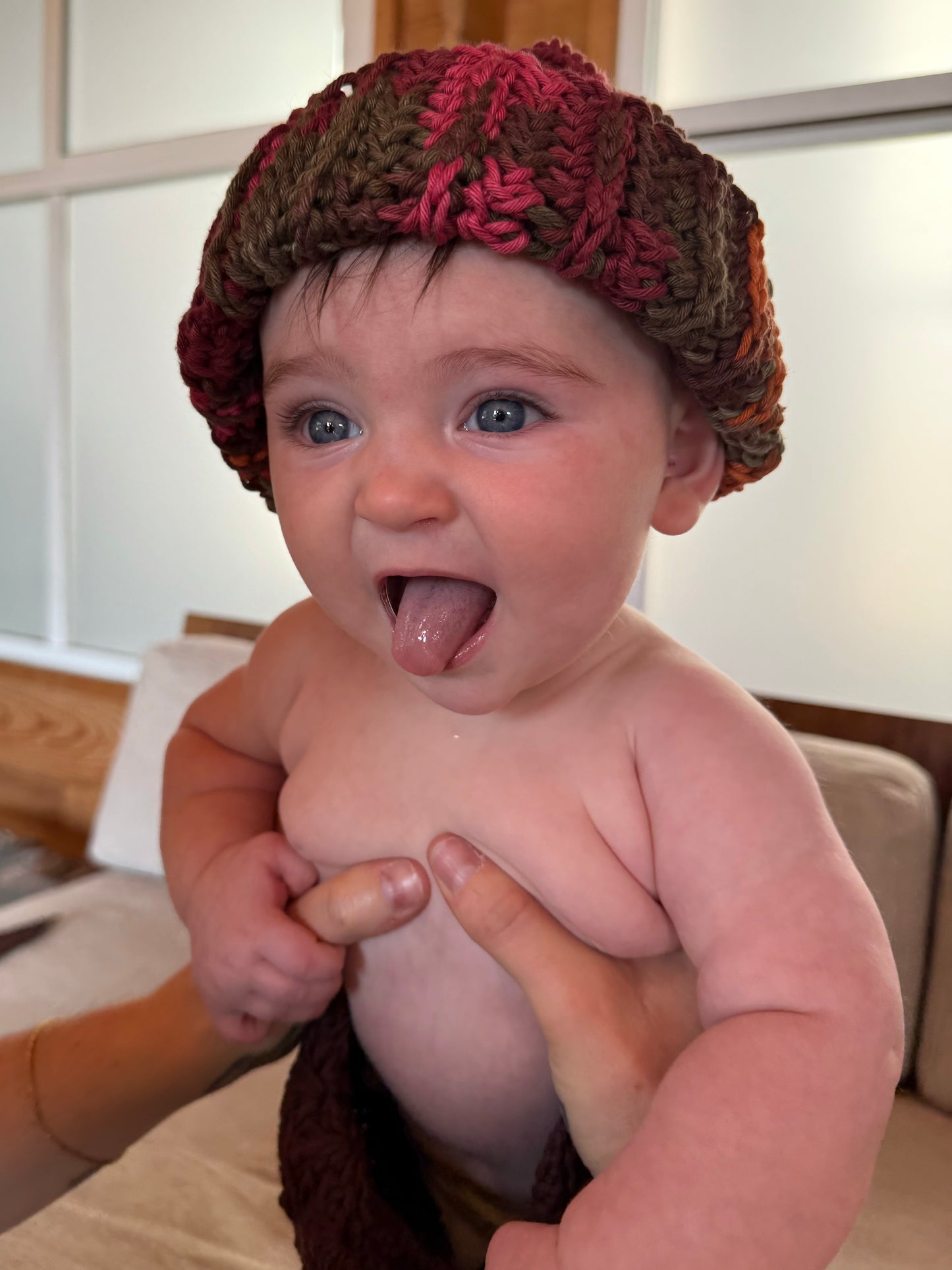 BABY BEANIE / MAGENTA