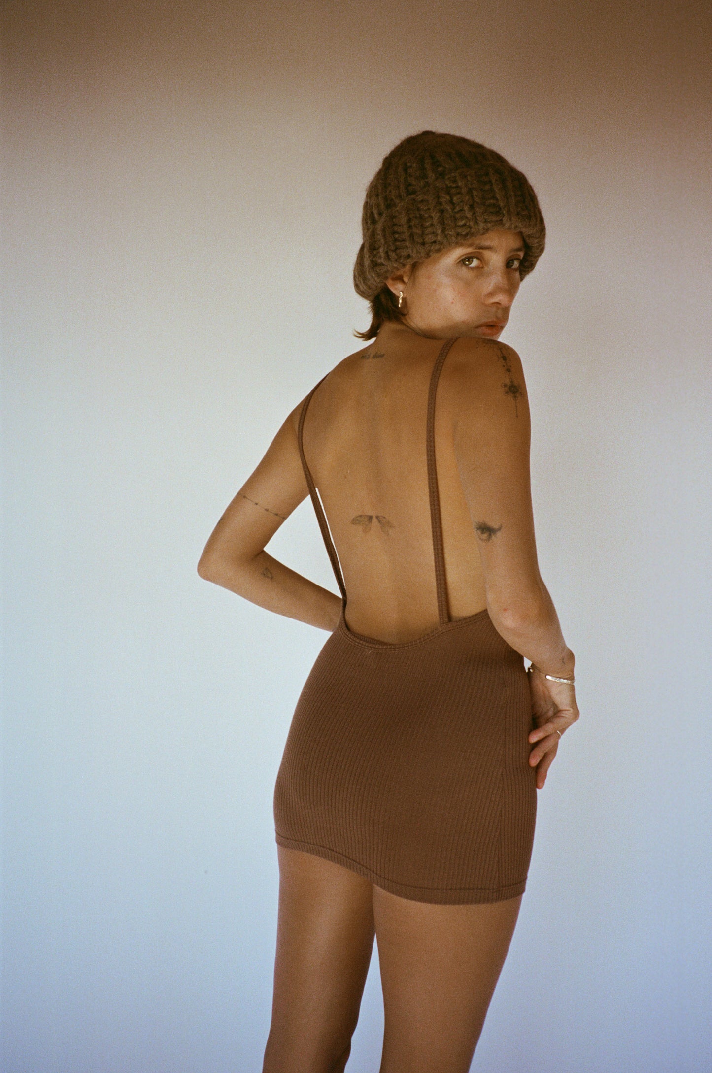 OTHELLA TANK TOP / MOCHA