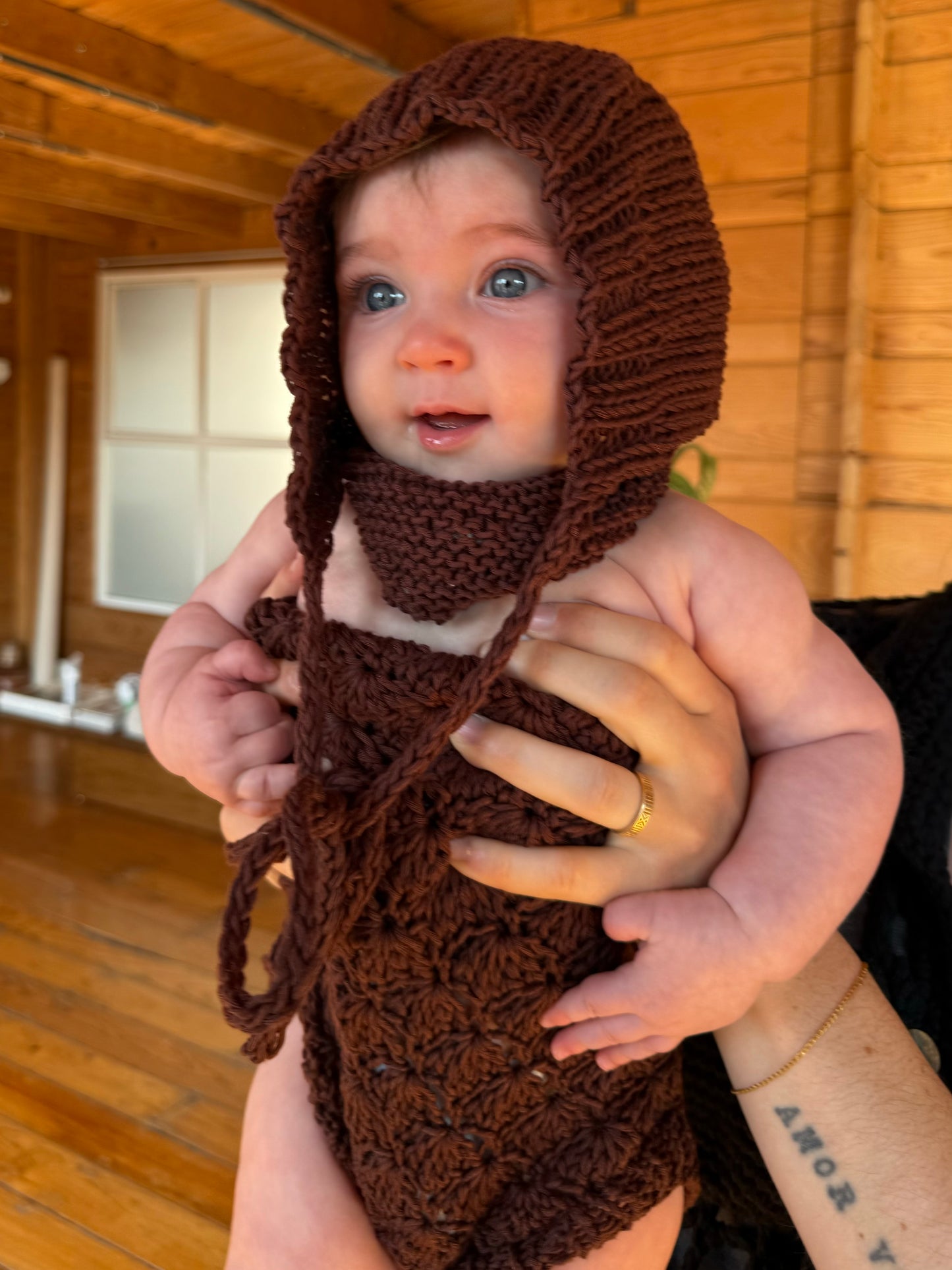 BABY BIB BANDANA / CHOCOLATE