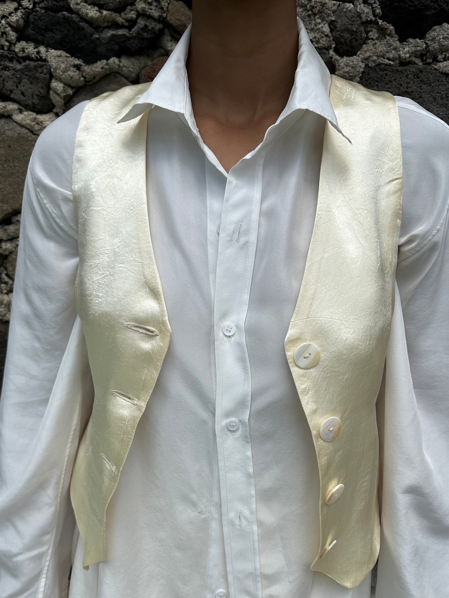 LARISSA VEST