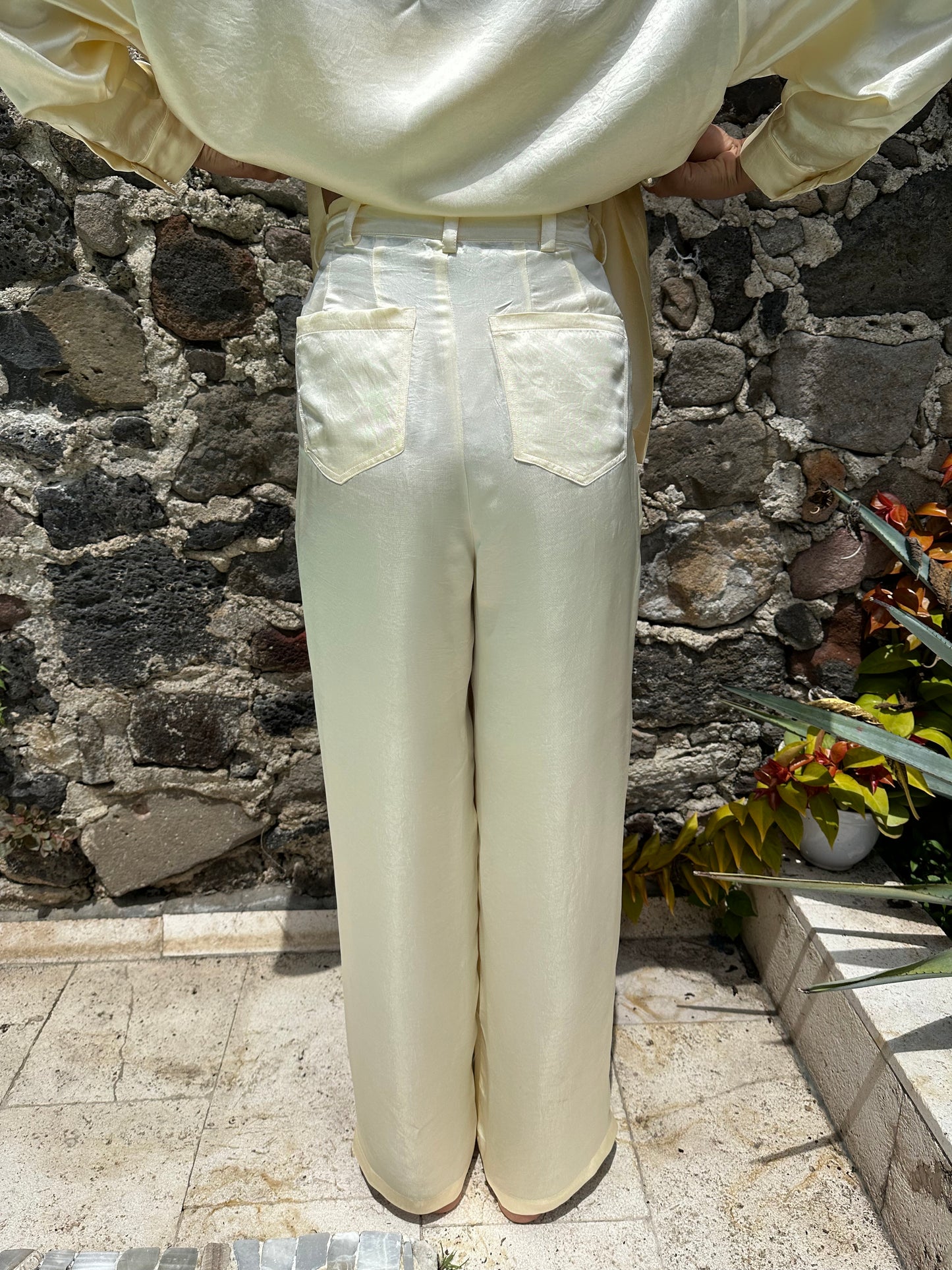 BILLIE PANT