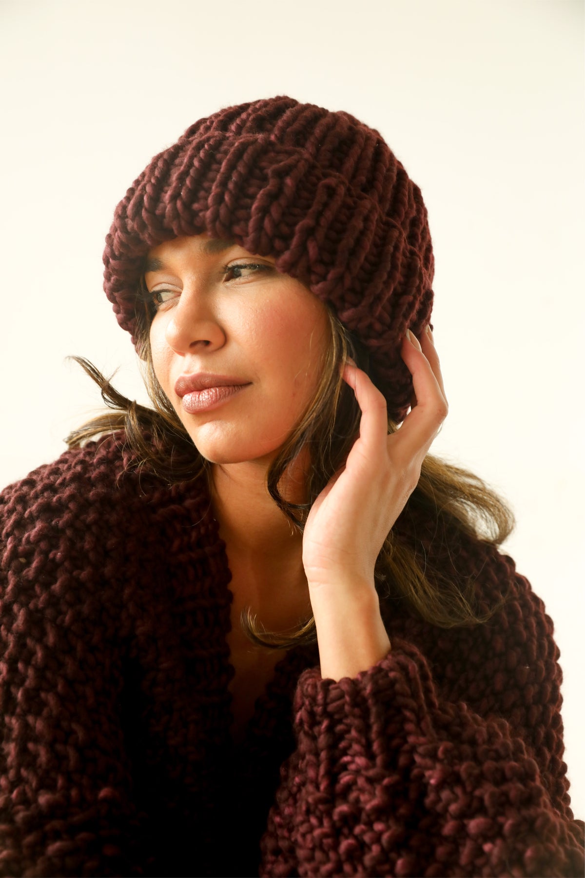 HAND KNITTED MERINO WOOL BEANIE / CACAO