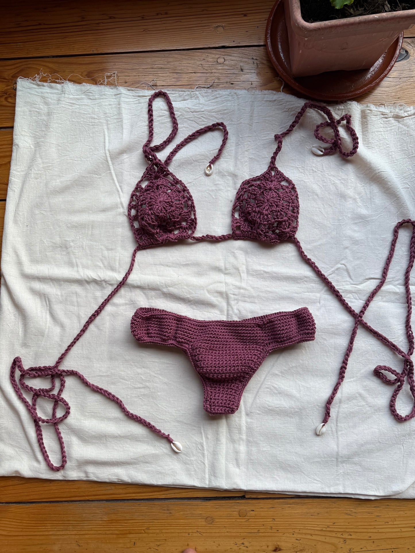 sample PLUM CROCHET BIKINI SET