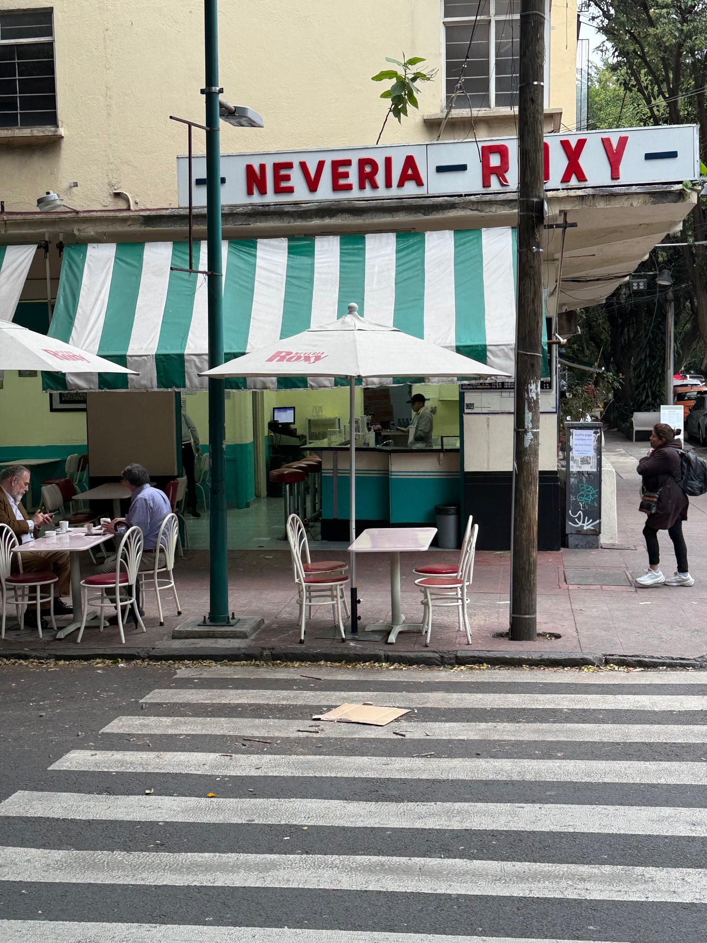 MEXICO CITY TRAVEL GUIDE