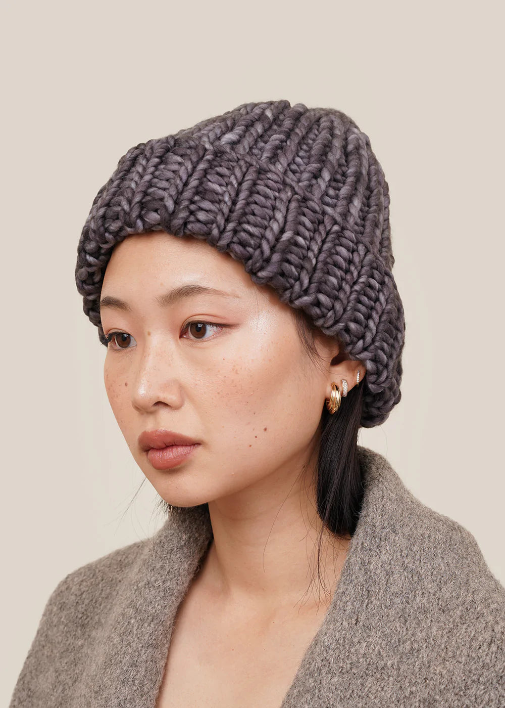 HAND KNITTED MERINO WOOL BEANIE / LAVENDER HAZE