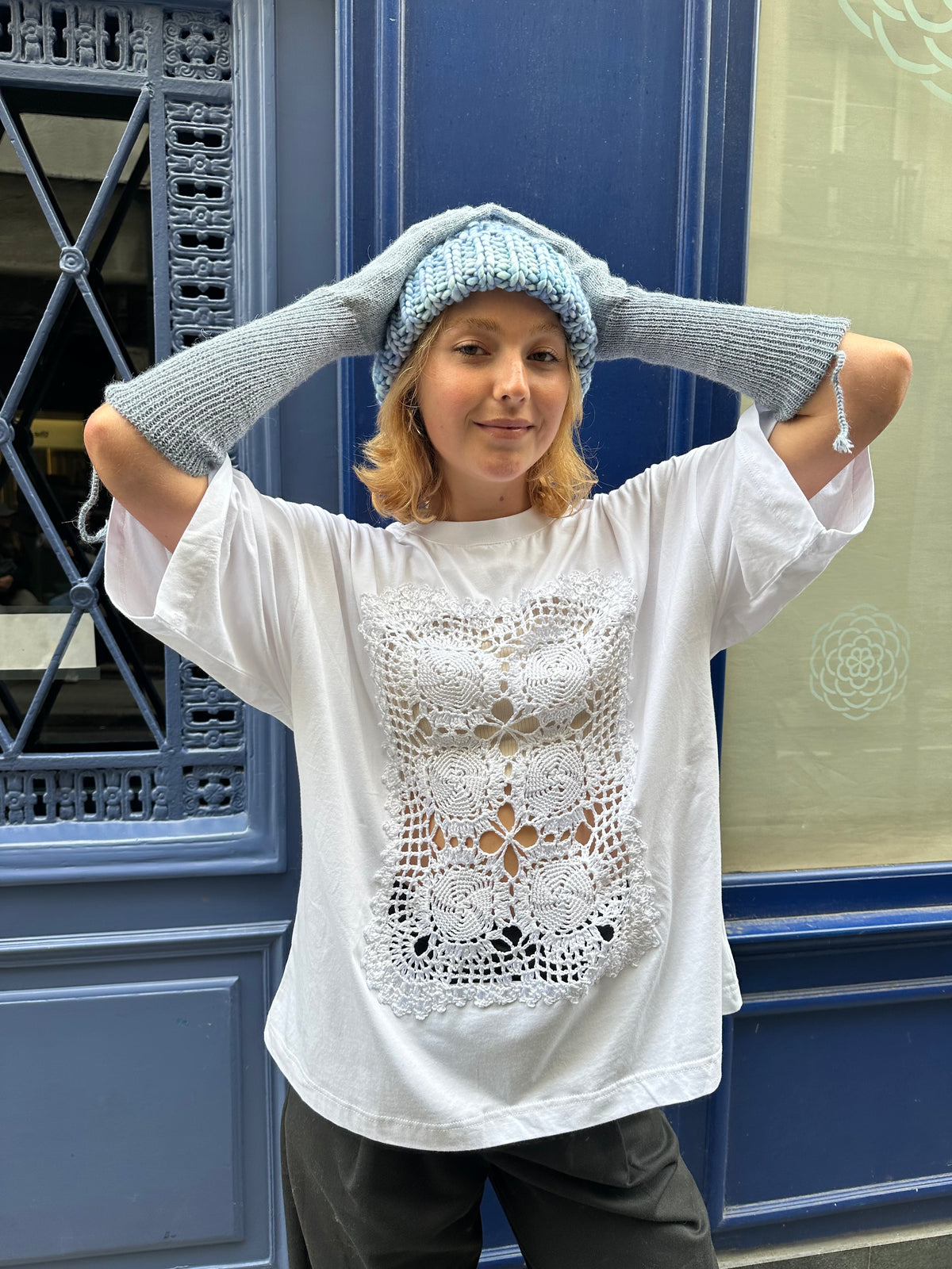 HAND KNITTED MERINO WOOL BEANIE / SKY BLUE