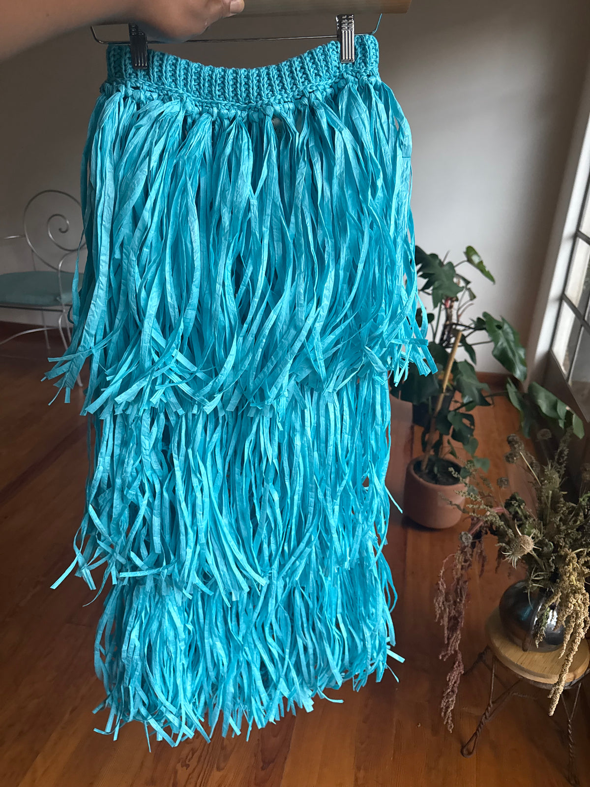 RIYA RAFFIA SKIRT / CARIBBEAN BLUE
