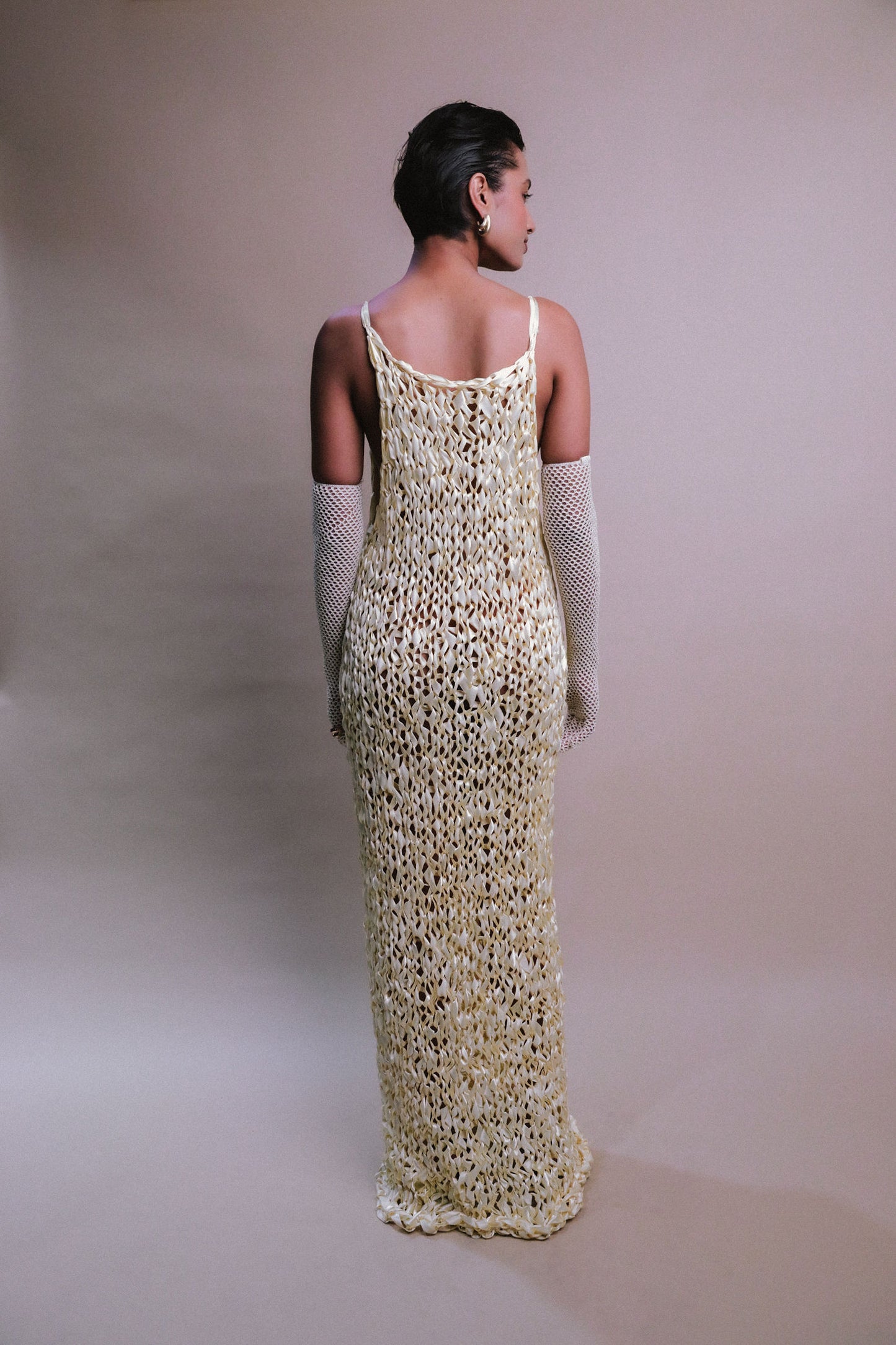 RIBBON GOWN / BUTTER